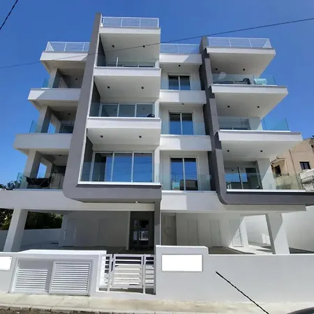 1 Bed Apartment, 2nd Floor *